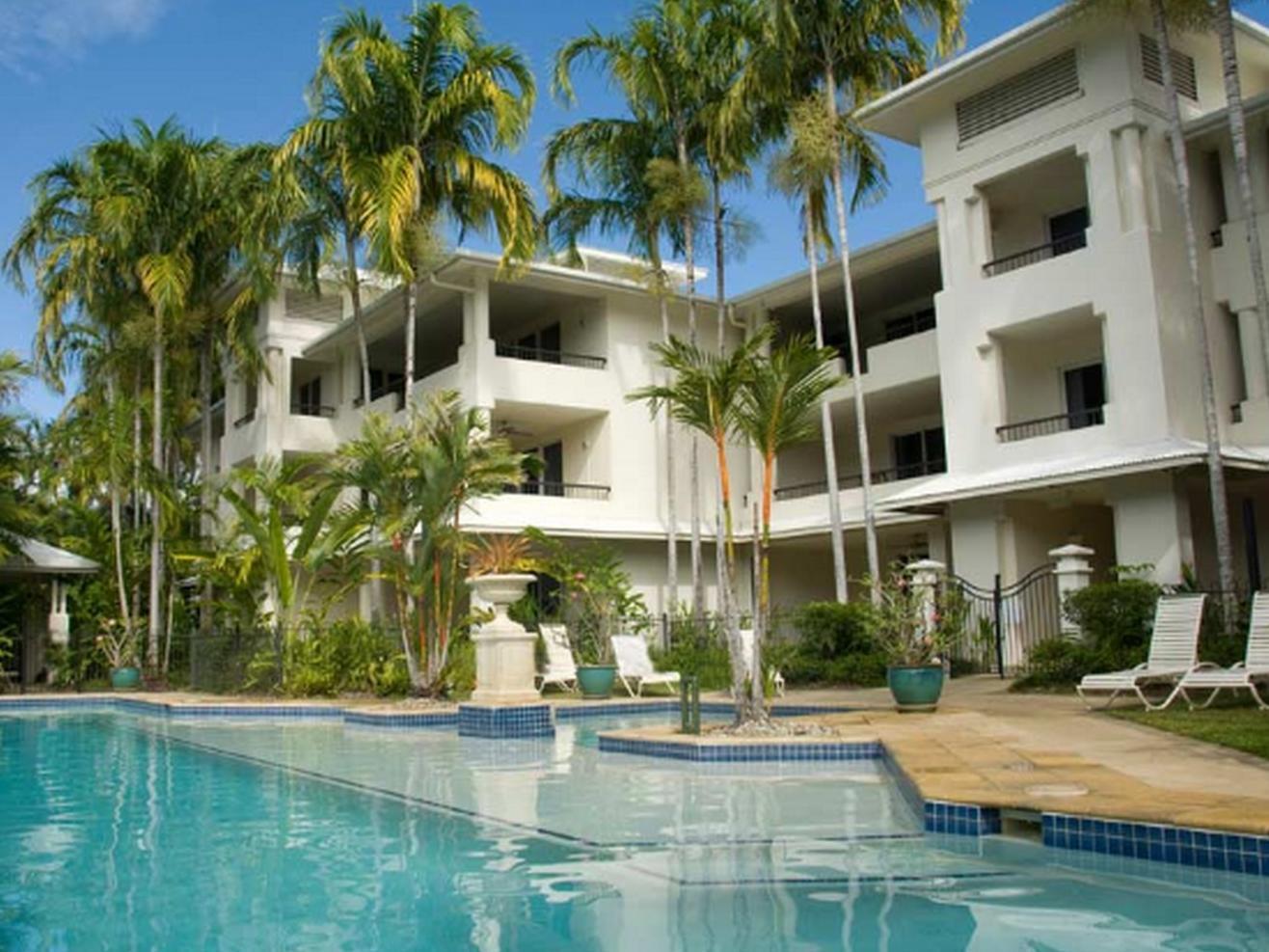 Mandalay Luxury Beachfront Apartments Port Douglas Kültér fotó