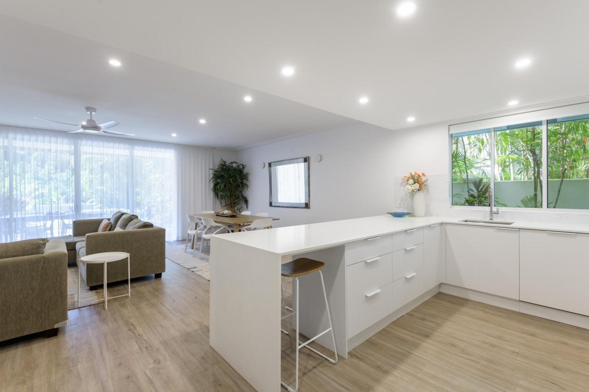 Mandalay Luxury Beachfront Apartments Port Douglas Kültér fotó