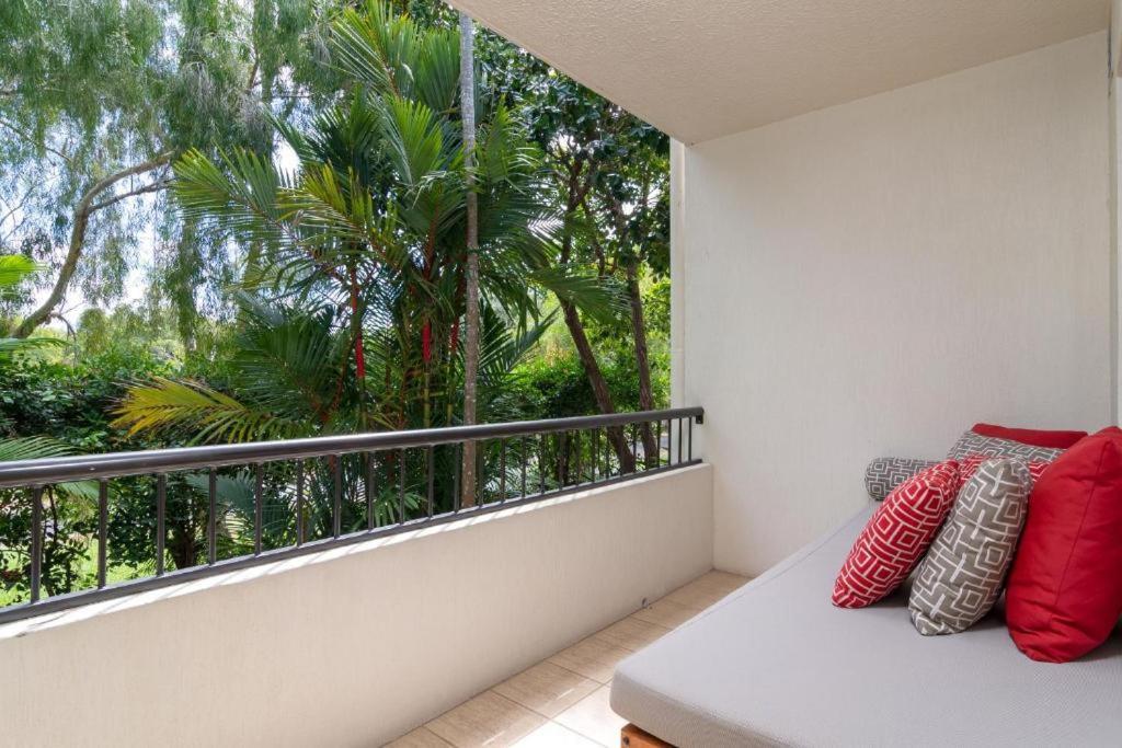 Mandalay Luxury Beachfront Apartments Port Douglas Kültér fotó